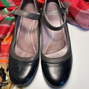 Dansko black leather Mary Janes
